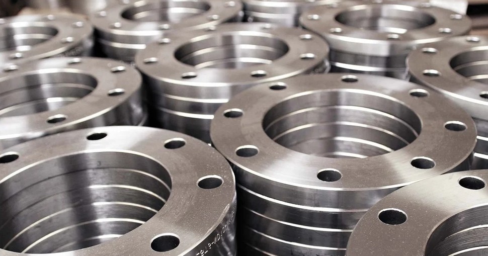 Industrial pipe flange